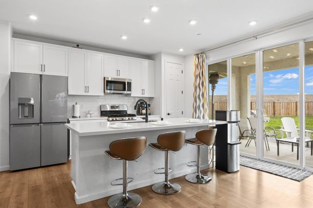 6848 Kilamanjaro Way, Stockton, CA 95219