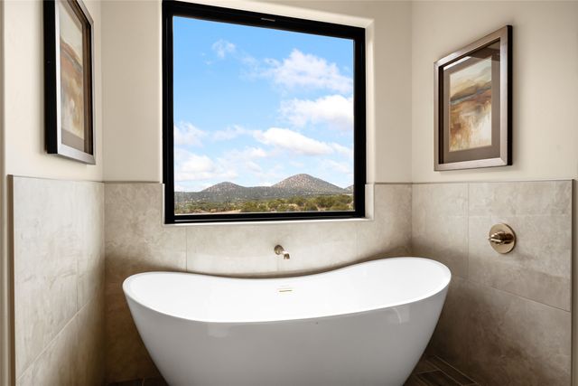 6 High Desert Vista, Santa Fe, NM 87505