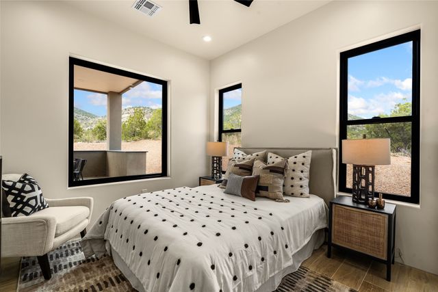 6 High Desert Vista, Santa Fe, NM 87505