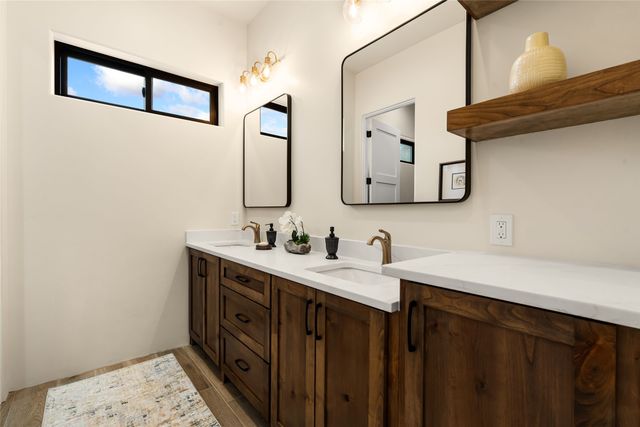6 High Desert Vista, Santa Fe, NM 87505