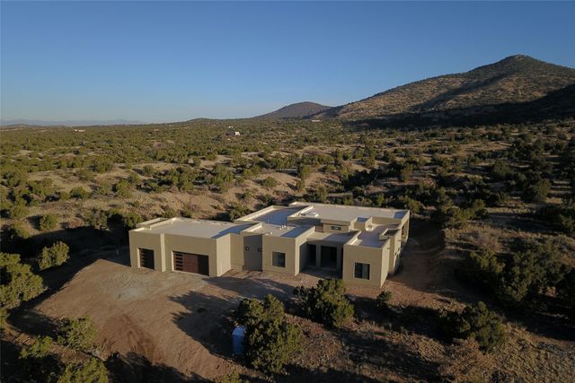 6 High Desert Vista, Santa Fe, NM 87505