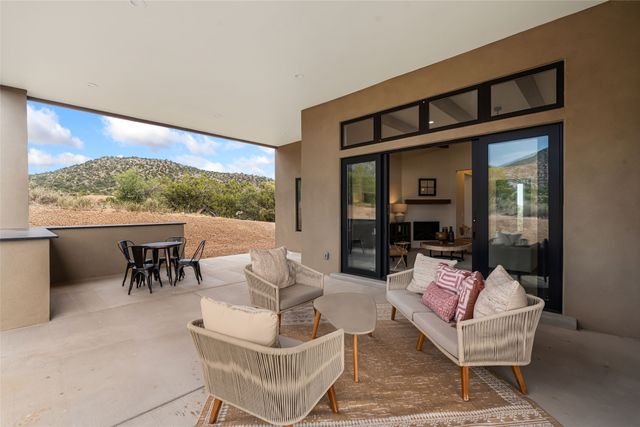 6 High Desert Vista, Santa Fe, NM 87505