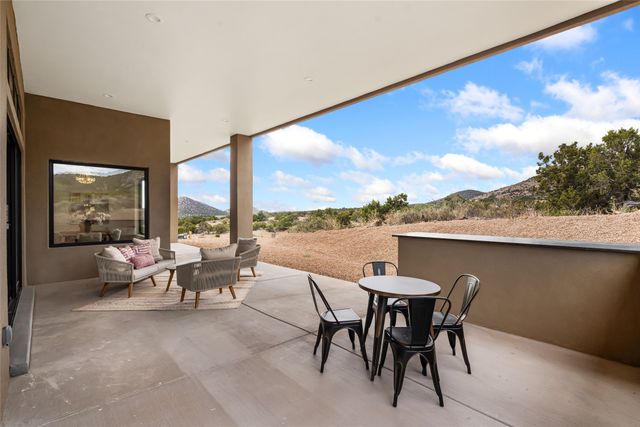 6 High Desert Vista, Santa Fe, NM 87505