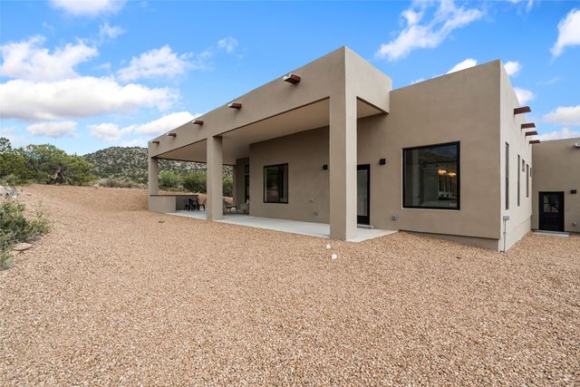 6 High Desert Vista, Santa Fe, NM 87505