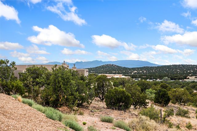 6 High Desert Vista, Santa Fe, NM 87505