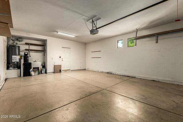 14060 W EDGEMONT Avenue, Goodyear, AZ 85395