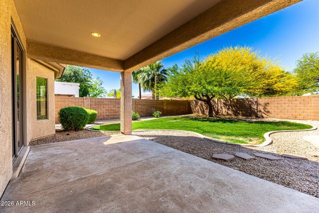 14060 W EDGEMONT Avenue, Goodyear, AZ 85395