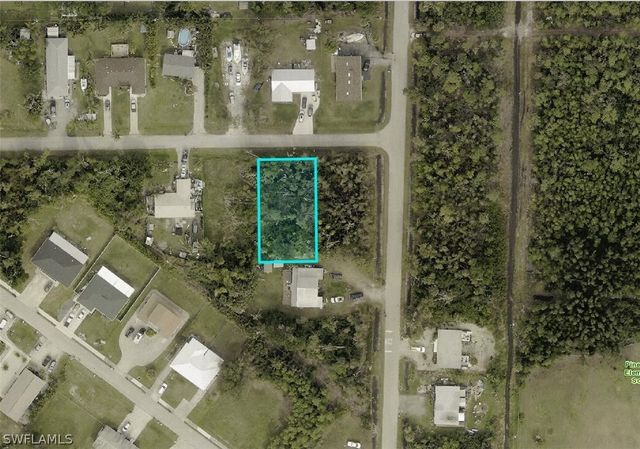 5391 Phillips ST, Bokeelia, FL 33922