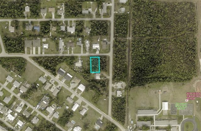 5391 Phillips ST, Bokeelia, FL 33922