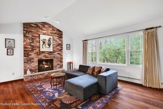 35 Cedar Ridge Road, Stone Ridge, NY 12484