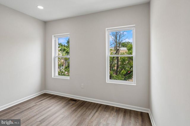 2615 MONUMENT ST, Baltimore, MD 21205