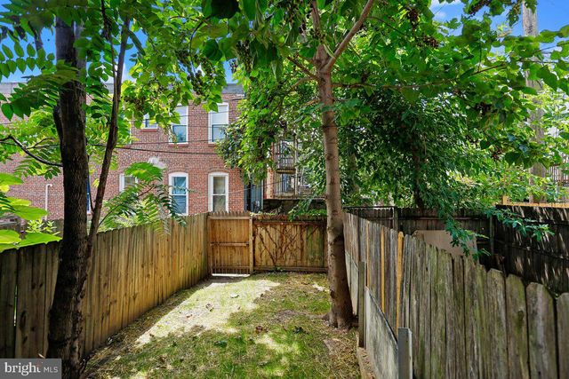 2615 MONUMENT ST, Baltimore, MD 21205