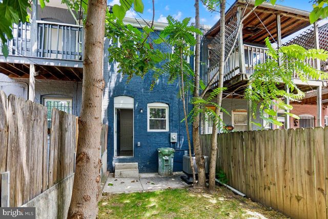 2615 MONUMENT ST, Baltimore, MD 21205