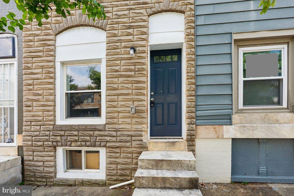 2615 MONUMENT ST, Baltimore, MD 21205
