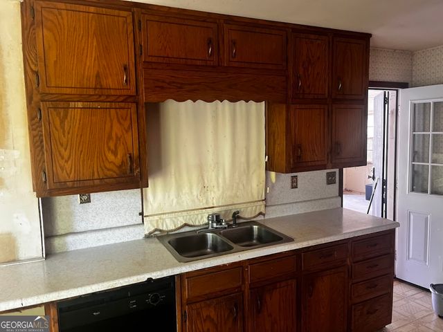 1621 Hebron Lane, Riverdale, GA 30296