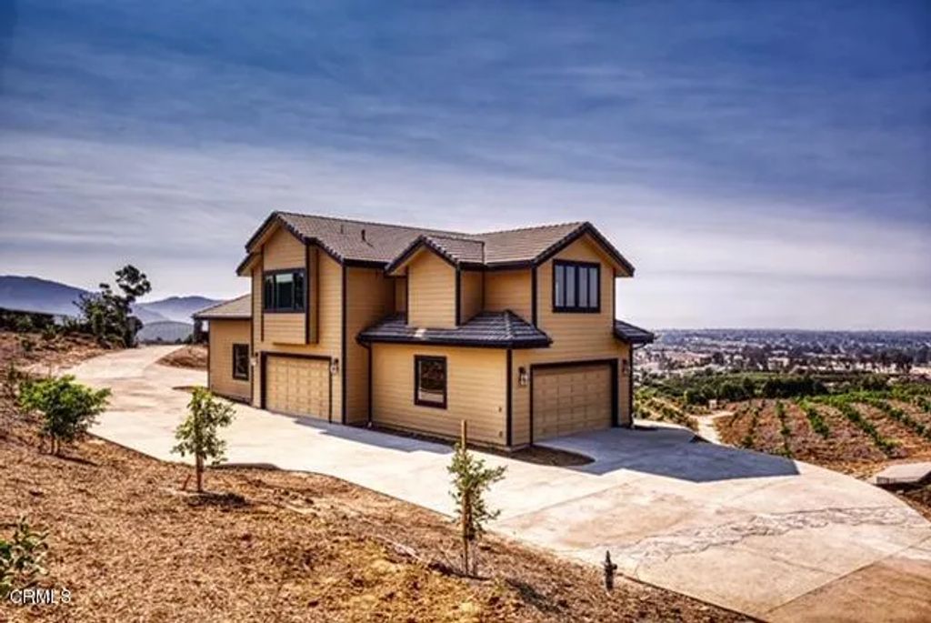 5987 Worth Way, Camarillo, CA 93012