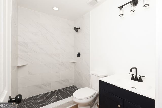 2051 Forest Drive, Fayetteville, GA 30214