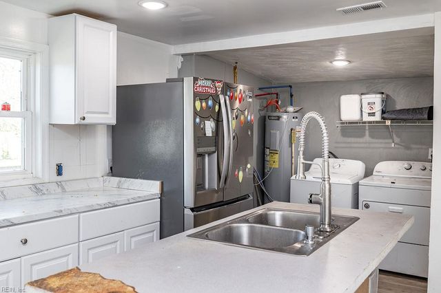 1601 Chestnut ST, Portsmouth, VA 23704