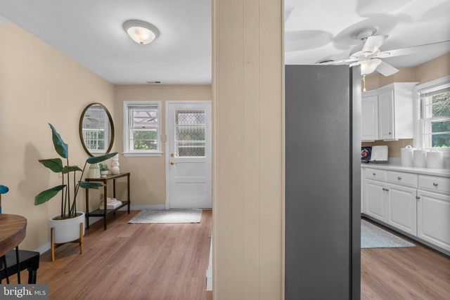 14221 HI WOOD DR, Rockville, MD 20850