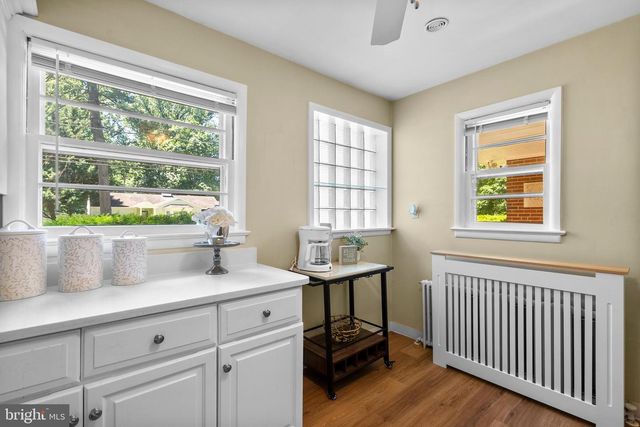 14221 HI WOOD DR, Rockville, MD 20850