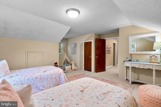 14221 HI WOOD DR, Rockville, MD 20850