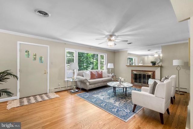 14221 HI WOOD DR, Rockville, MD 20850