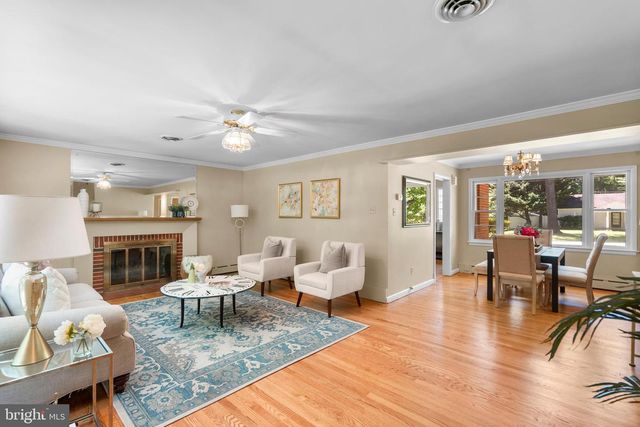 14221 HI WOOD DR, Rockville, MD 20850
