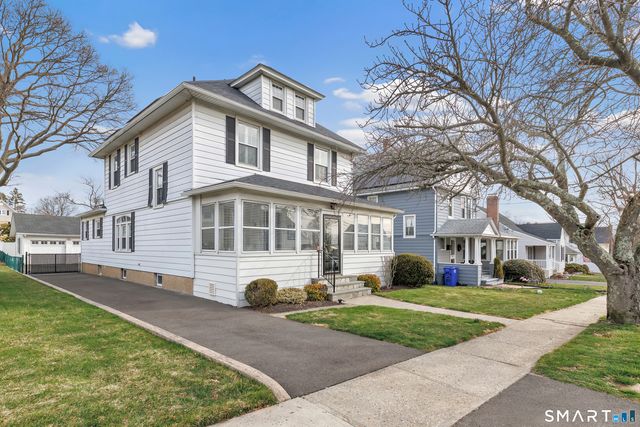 118 Freeman Avenue, Stratford, CT 06614