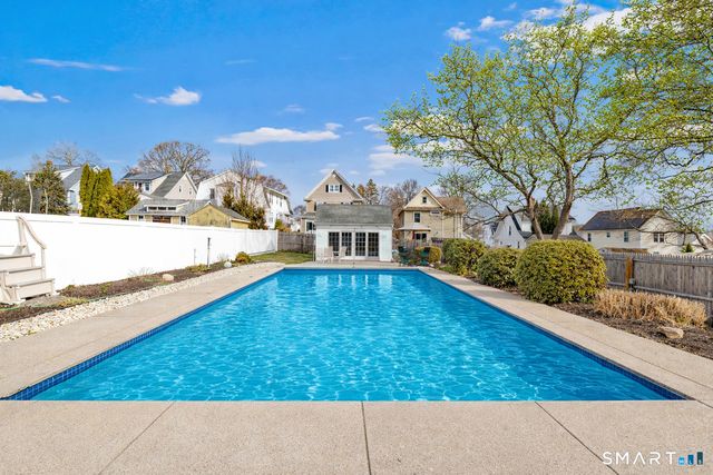 118 Freeman Avenue, Stratford, CT 06614