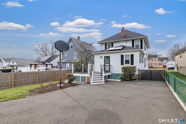 118 Freeman Avenue, Stratford, CT 06614