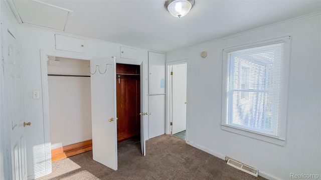 13810 9 Mile Road, Green Oak Township, MI 48178