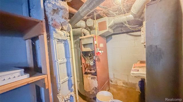 13810 9 Mile Road, Green Oak Township, MI 48178