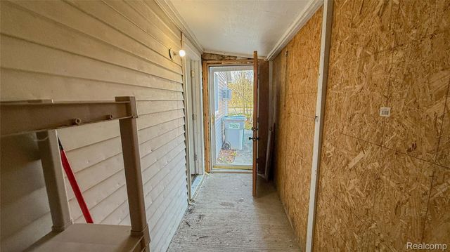 13810 9 Mile Road, Green Oak Township, MI 48178