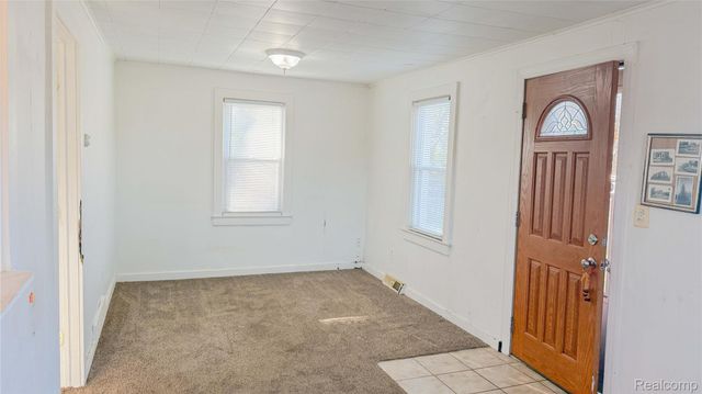 13810 9 Mile Road, Green Oak Township, MI 48178