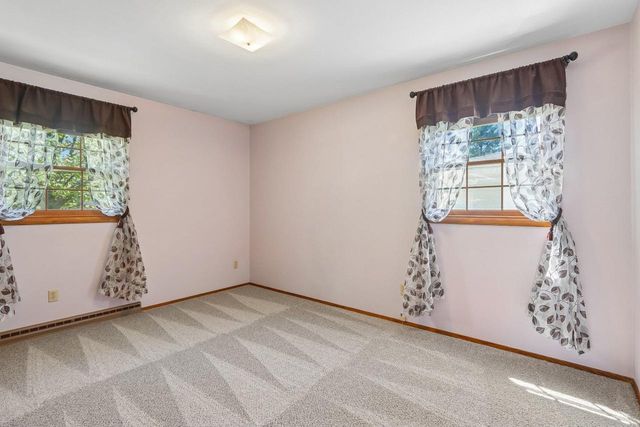345 Veldor Street, Oregon, WI 53575