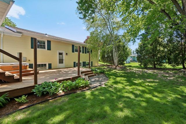 345 Veldor Street, Oregon, WI 53575