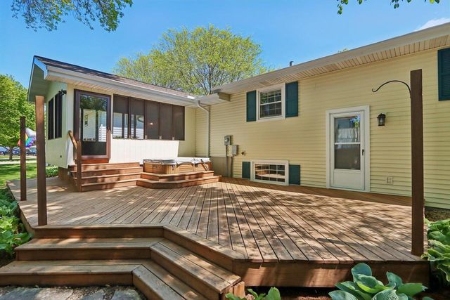 345 Veldor Street, Oregon, WI 53575