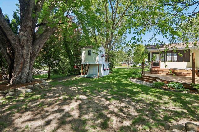 345 Veldor Street, Oregon, WI 53575