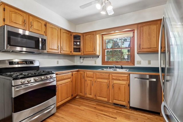 345 Veldor Street, Oregon, WI 53575
