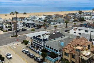 203 8th, Newport Beach, CA 92661