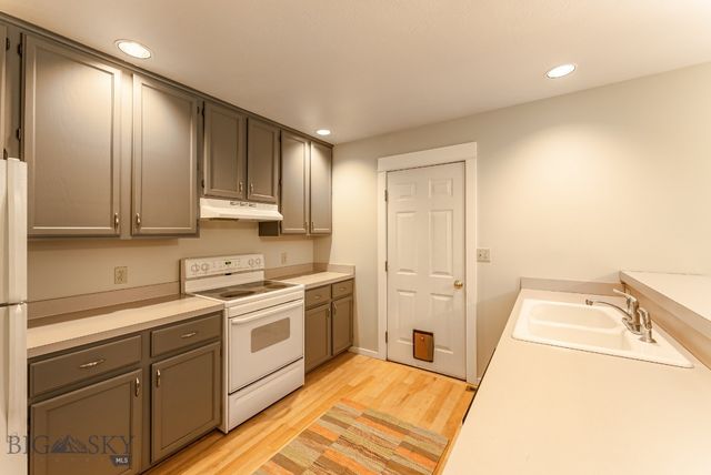 112 E College Street 6, Bozeman, MT 59715