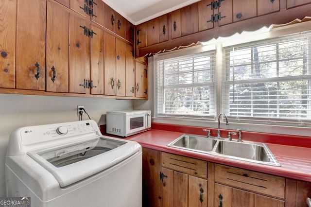 2805 Homeland Drive, Atlanta, GA 30360