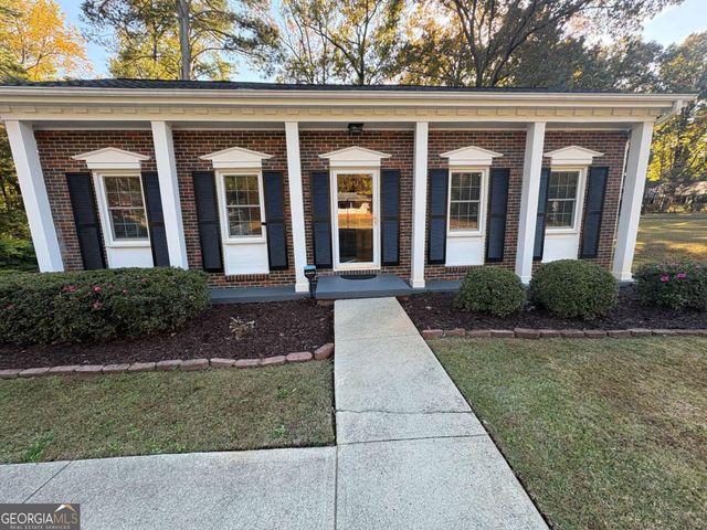 2805 Homeland Drive, Atlanta, GA 30360