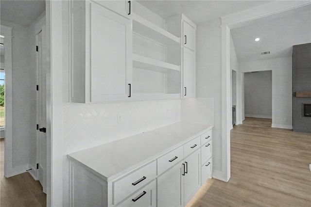 1618 NW Digby, Highfill, AR 72734