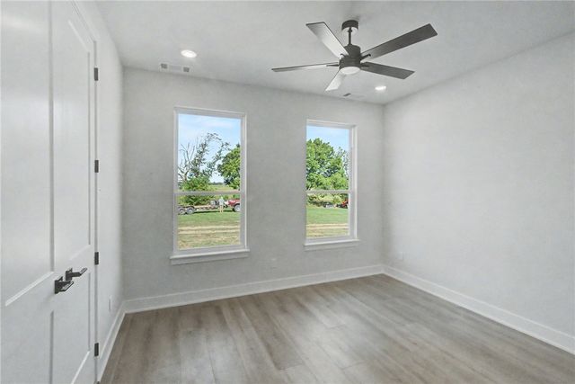 1618 NW Digby, Highfill, AR 72734