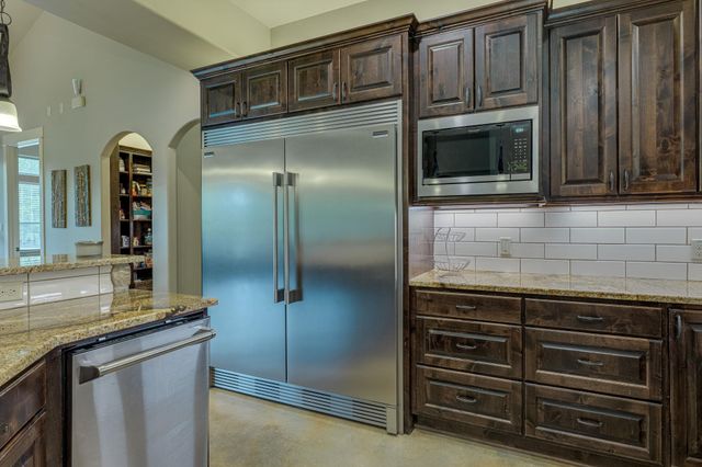 212 Golden Eagle WAY, Liberty Hill, TX 78642