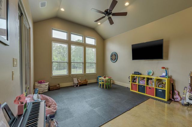 212 Golden Eagle WAY, Liberty Hill, TX 78642