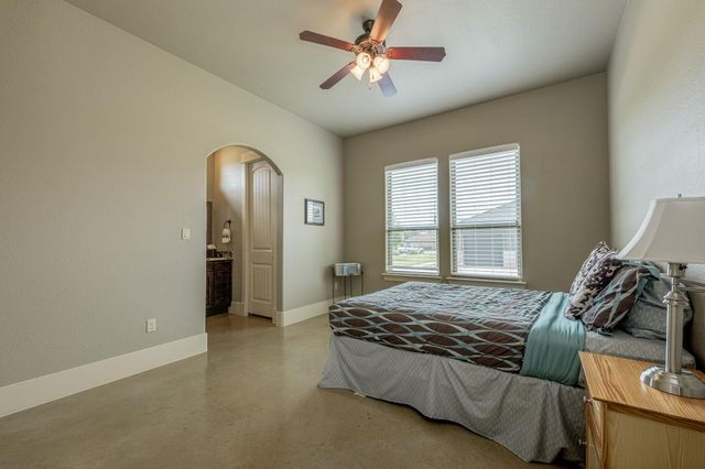 212 Golden Eagle WAY, Liberty Hill, TX 78642
