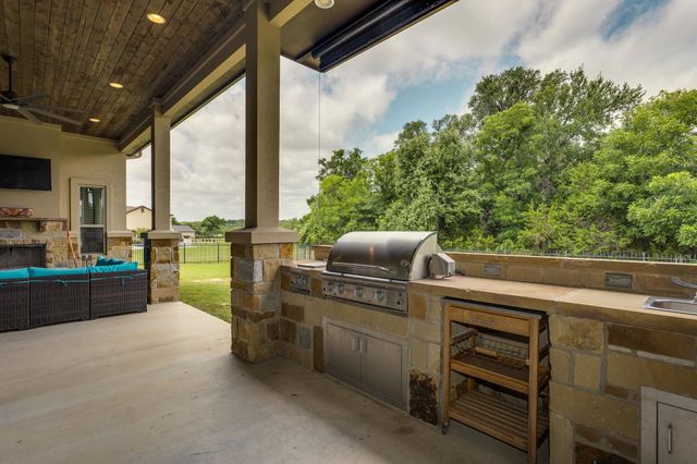 212 Golden Eagle WAY, Liberty Hill, TX 78642