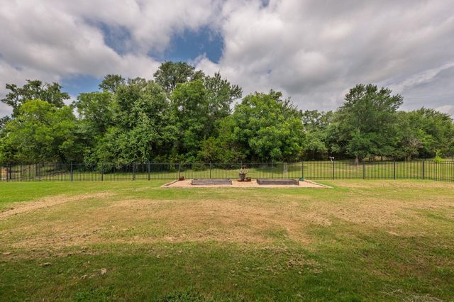 212 Golden Eagle WAY, Liberty Hill, TX 78642